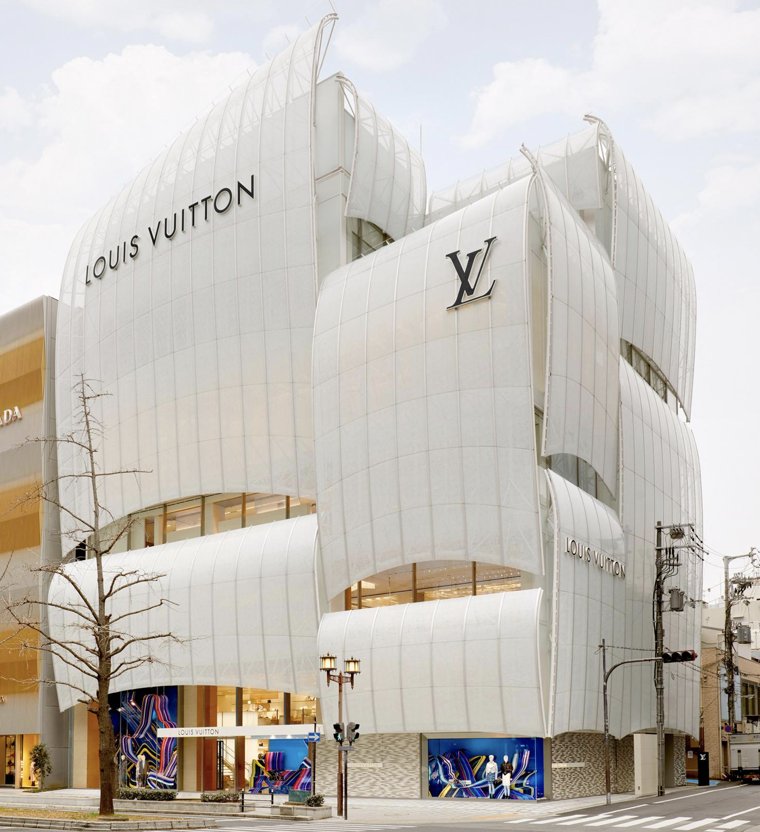 Louis Vuitton se alía con la arquitectura con mayúsculas para