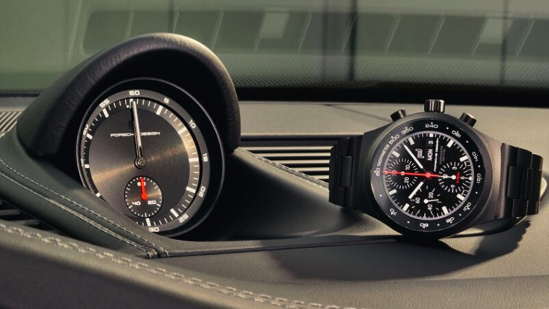 Porsche creates an exclusive watch for owners of the new 718 Spyder RS
