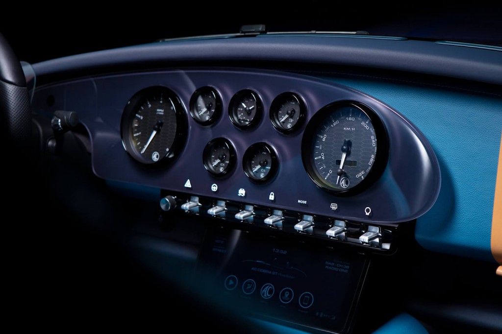 AC Cobra GT Roadster