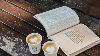 Libros y café