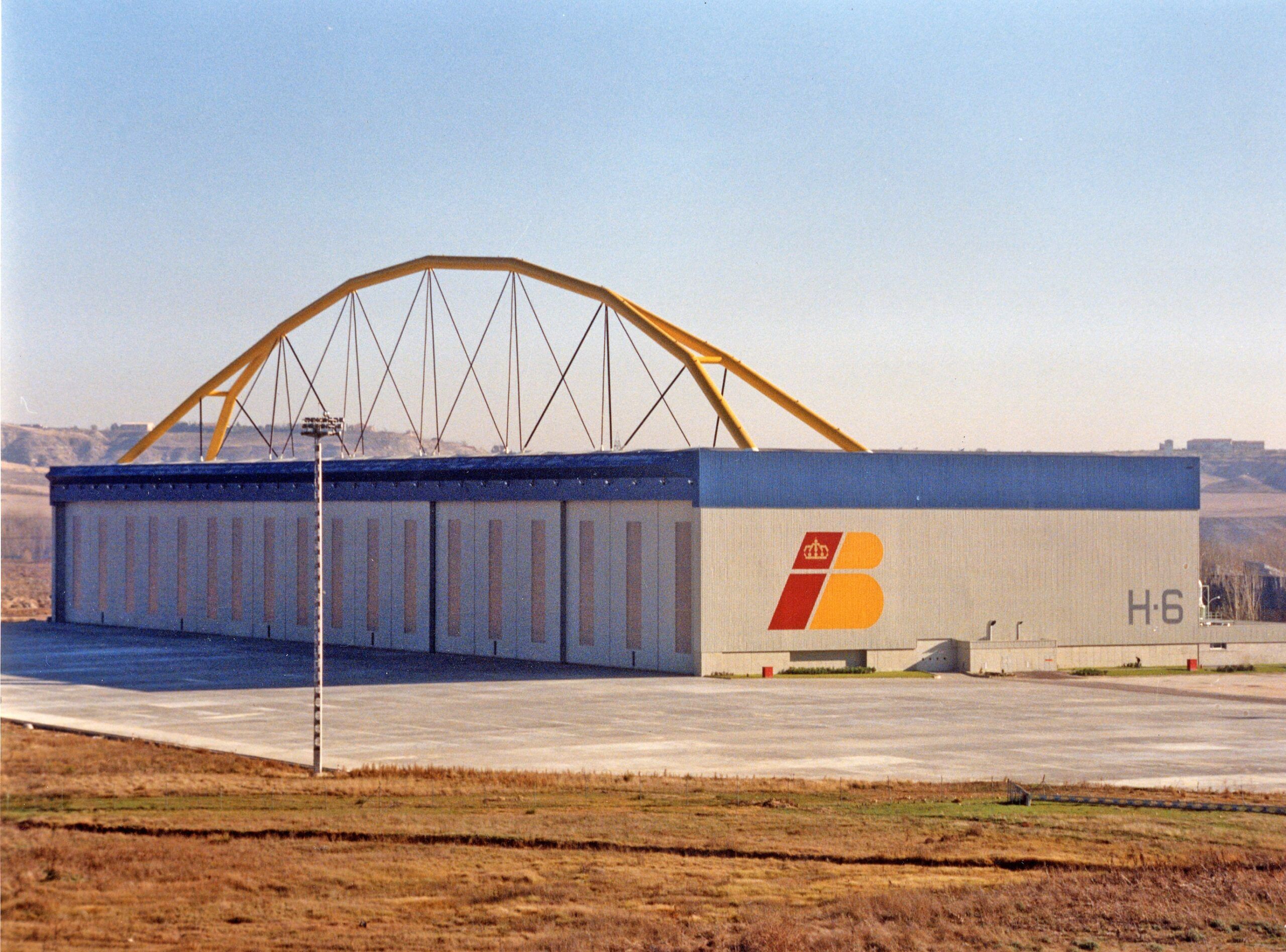 hangar aeropuerto