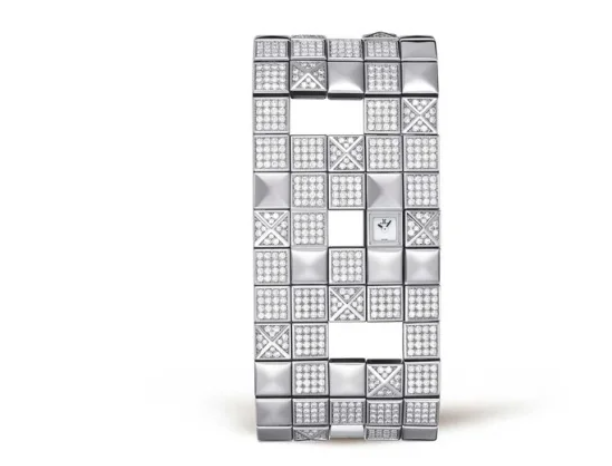 Diseño reloj Isabel II caro