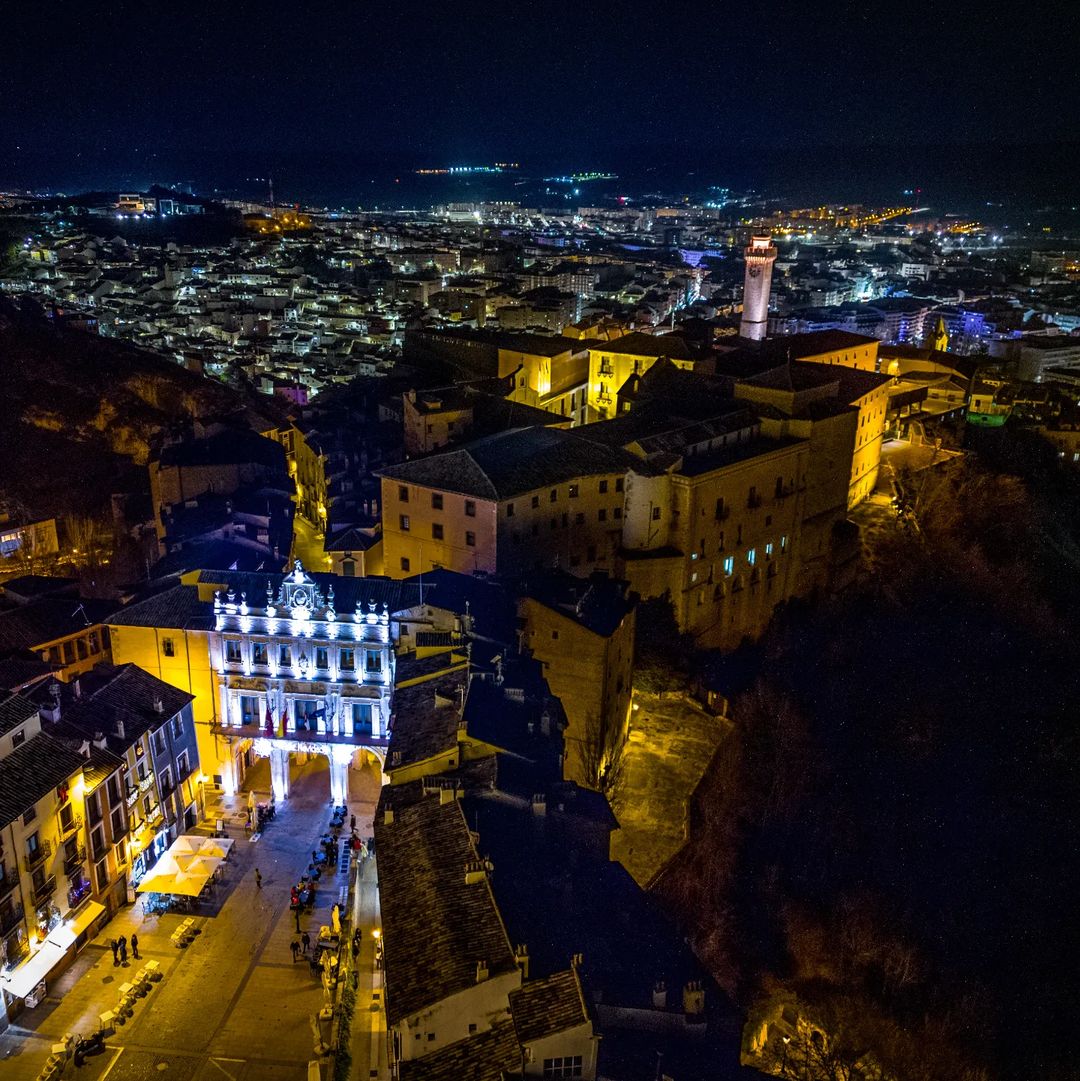 Cuenca de noche