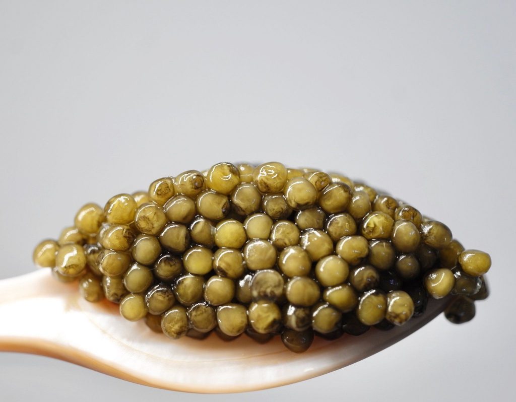 Caviar claro, Caviar Caspian Monarque
