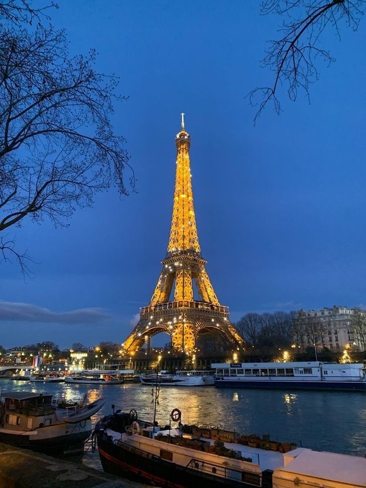 Torre Eiffel de noche