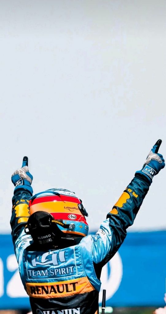 Fernando Alonso celebrando
