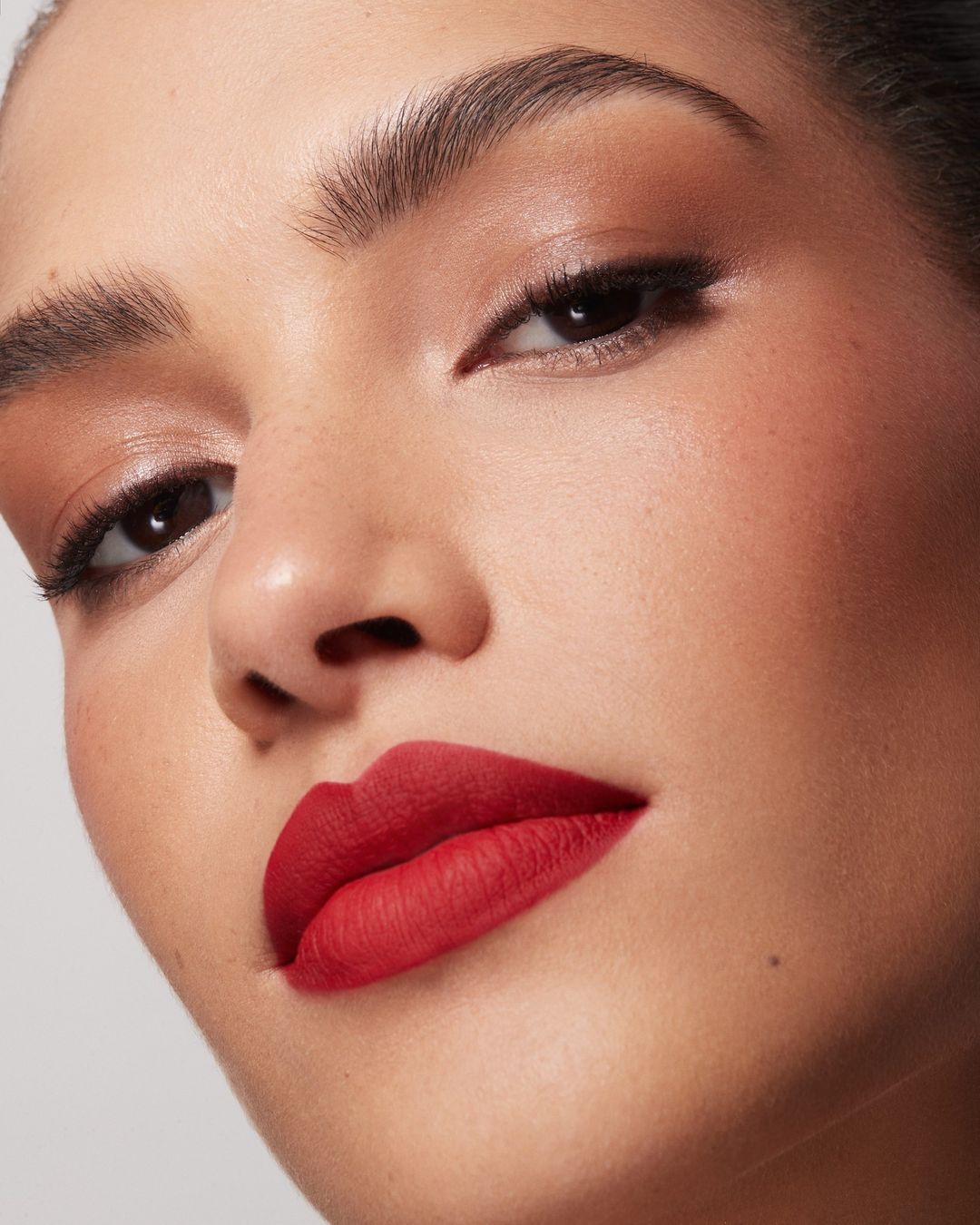 Labios rojos de Nars