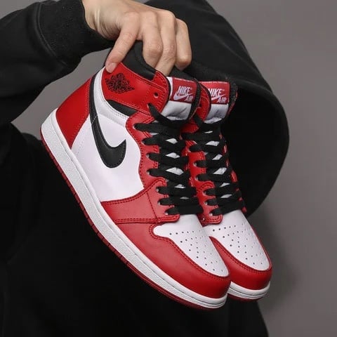 Reventa Jordan 1 Retro High OG