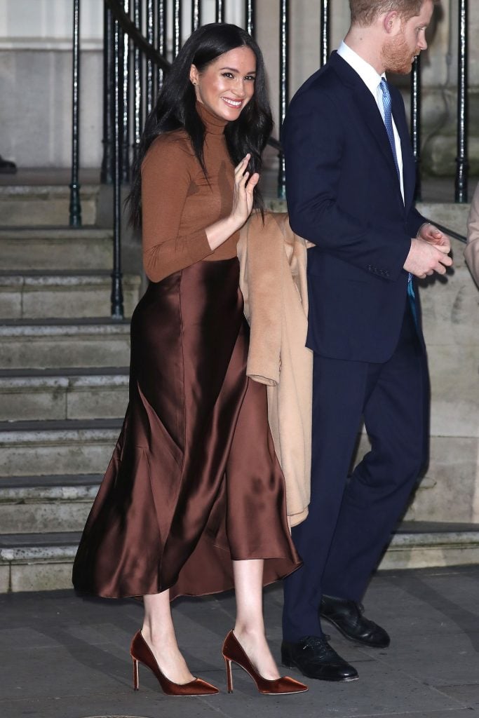 Meghan Markle look marrón