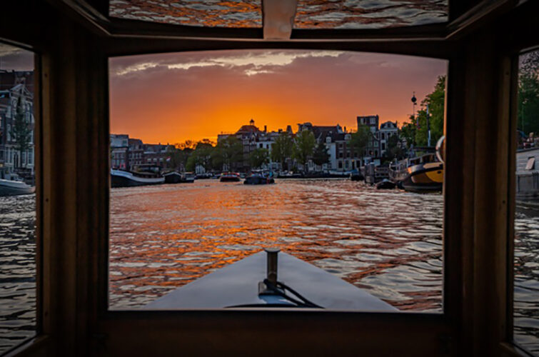 Paseo en Barco río Ámsterdam
