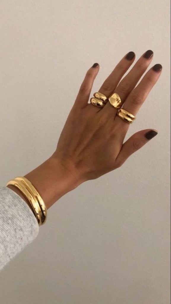 Anillos y pulsera de oro