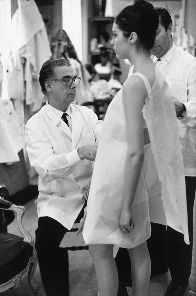 Cristóbal Balenciaga, Cristóbal Balenciaga serie, Disney +, estreno Disney +