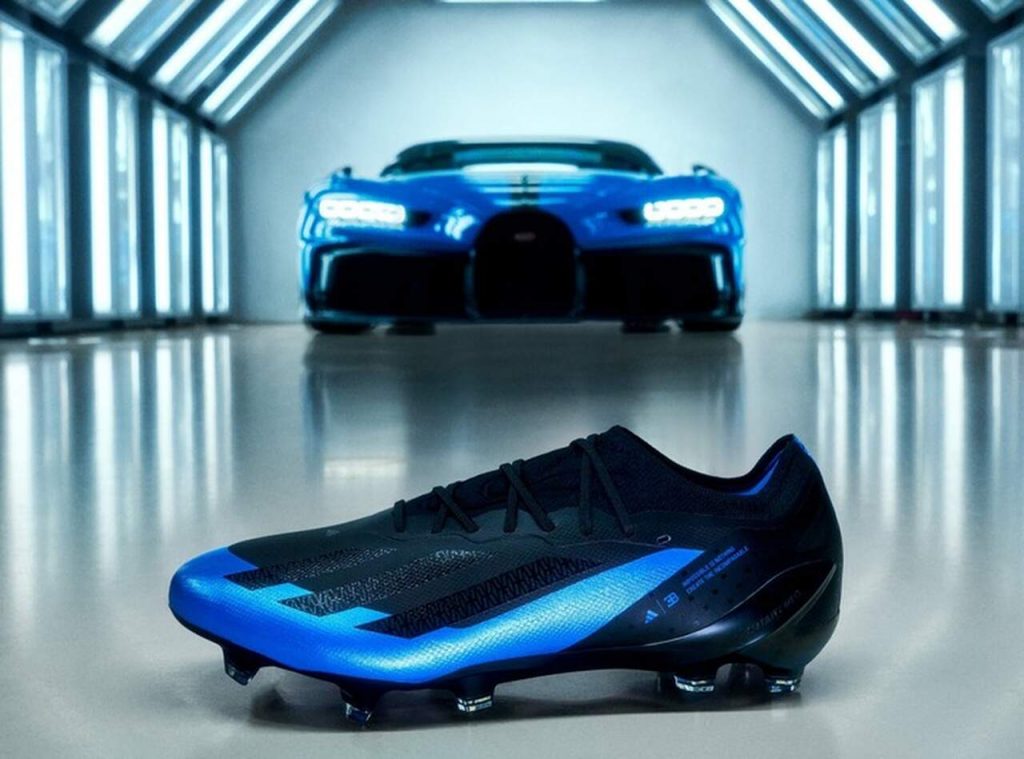 Coche Bugatti, botas de futbol