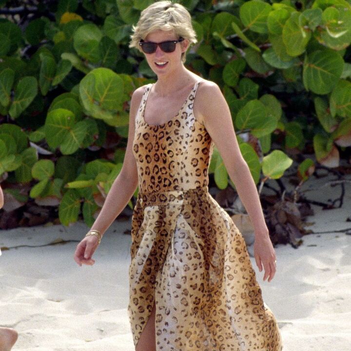 Diana de Gales bañador leopardo