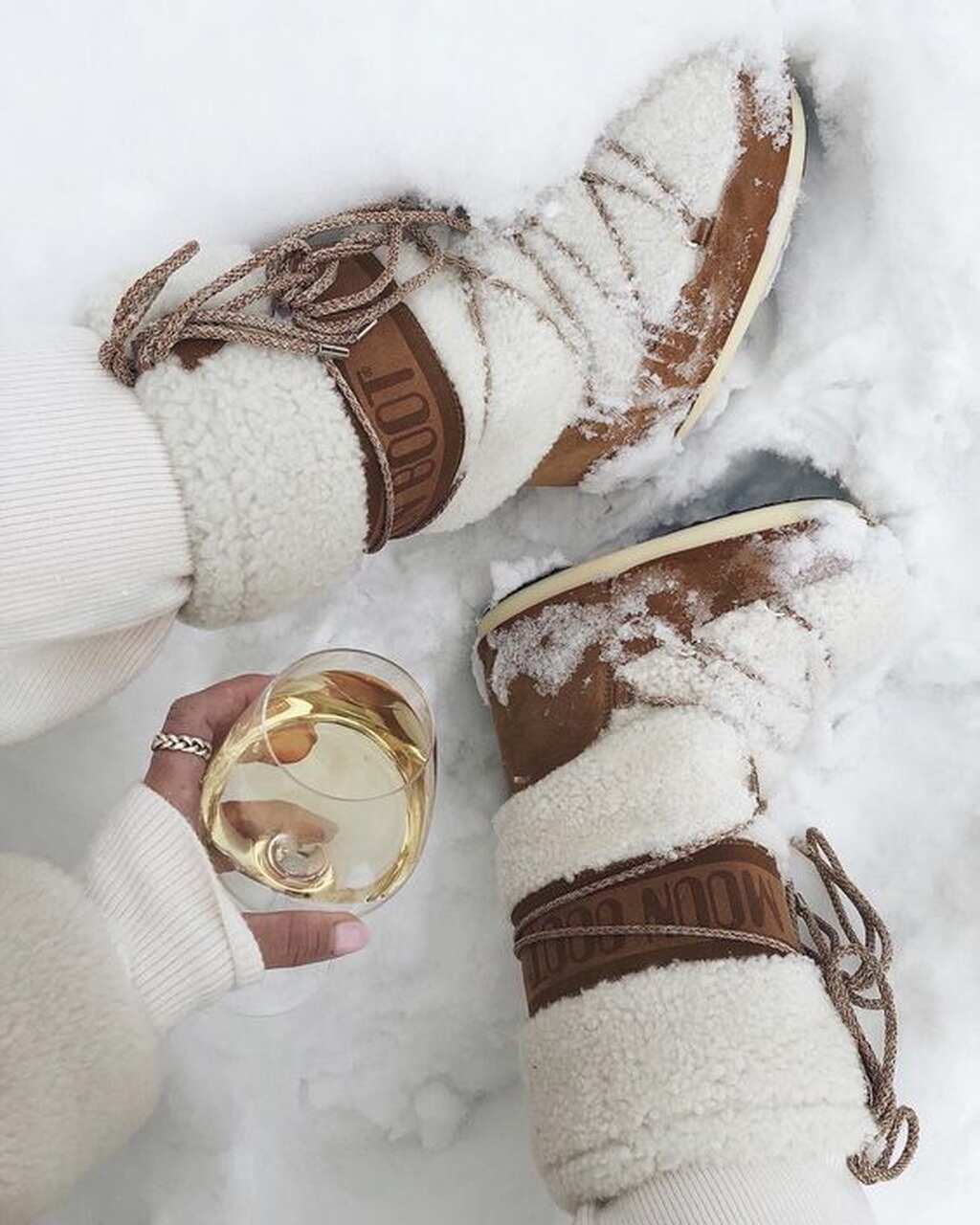 Botas de pelo, Moon Boot, Ropa esquí, look para esquiar