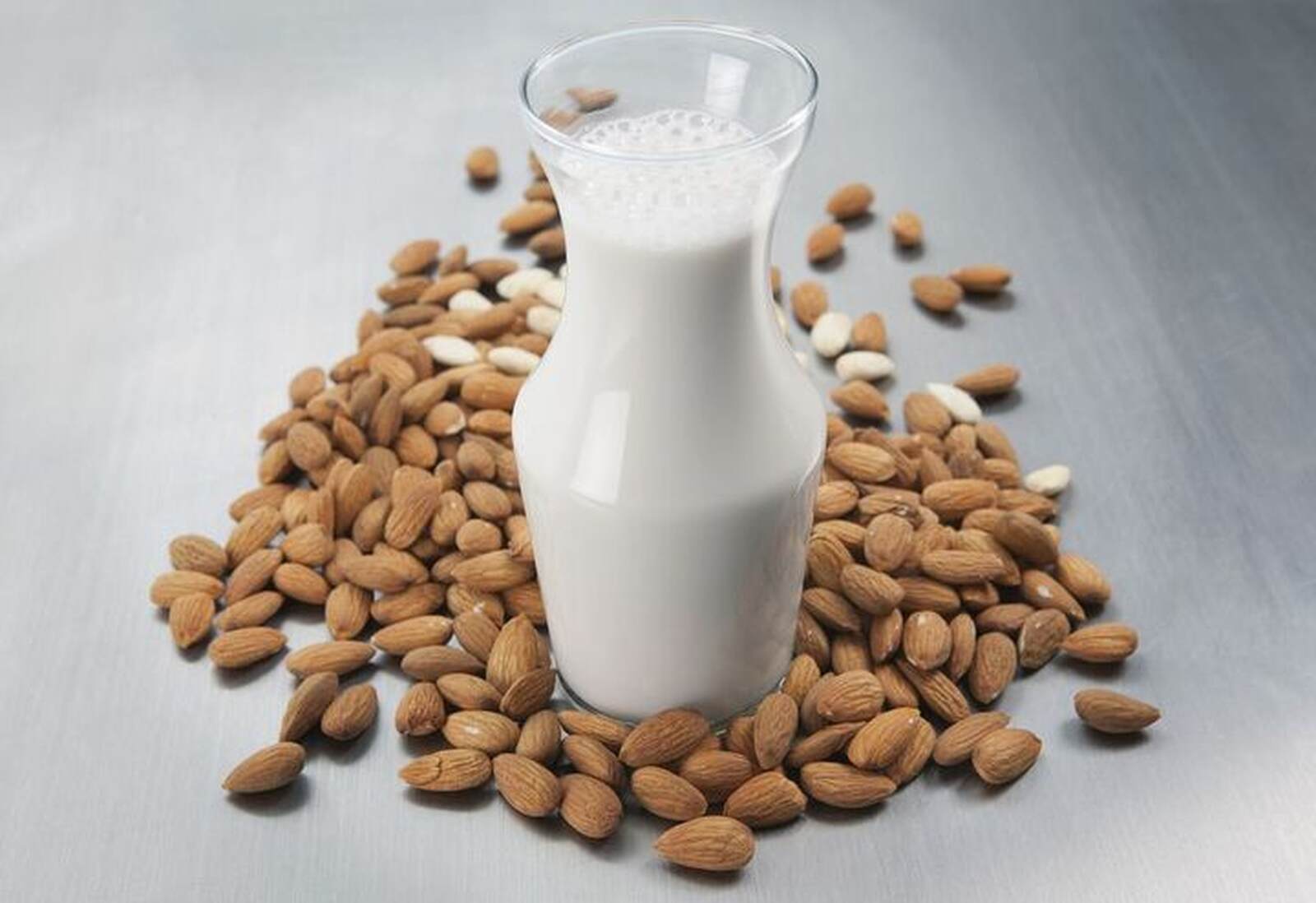 Leche de almendras