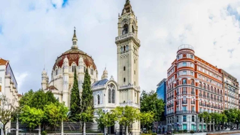 Madrid, Iglesia San Manuel y San Benito