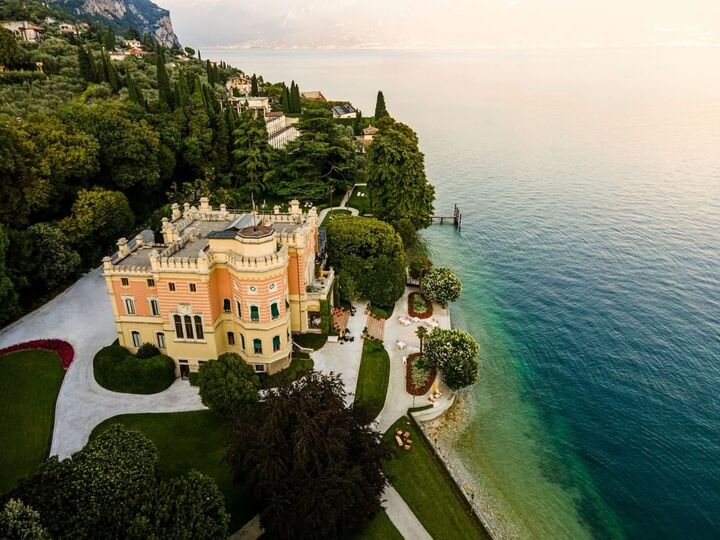 Villa Feltrinelli, hotel Italia