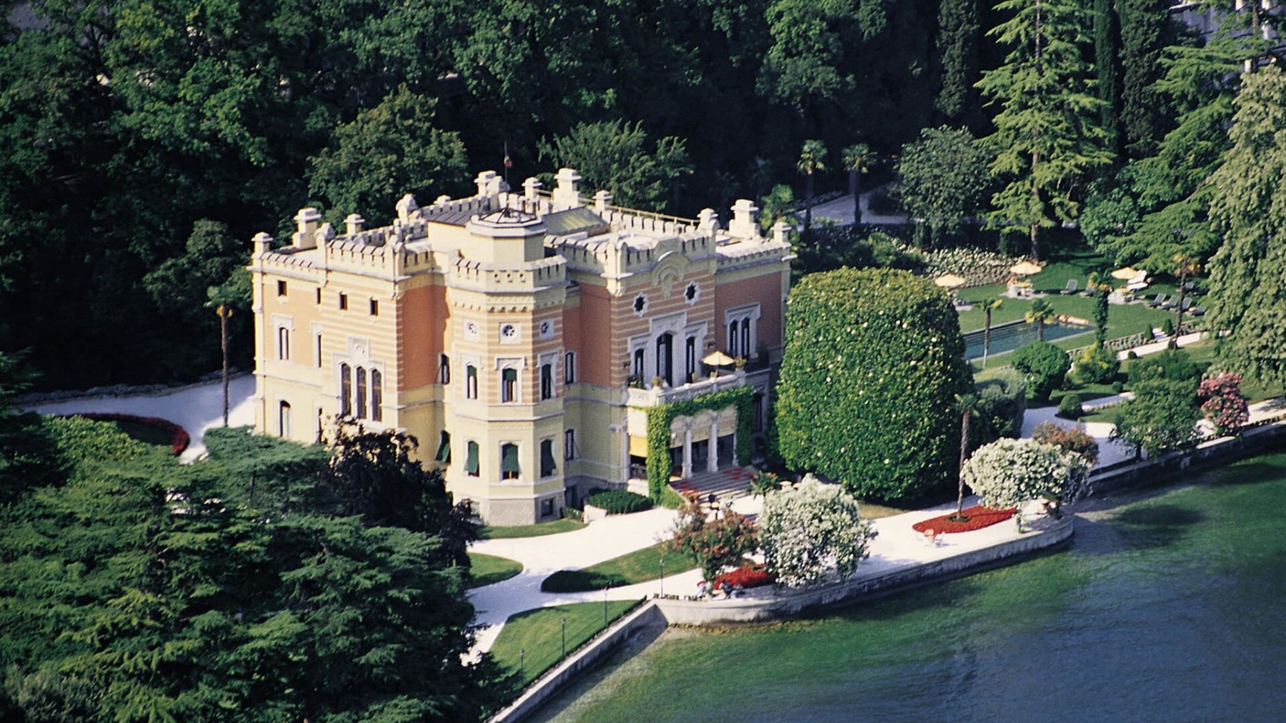 Villa Feltrinelli, hotel Italia