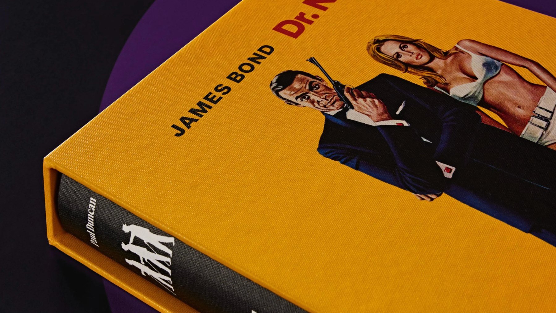 Libro James Bond