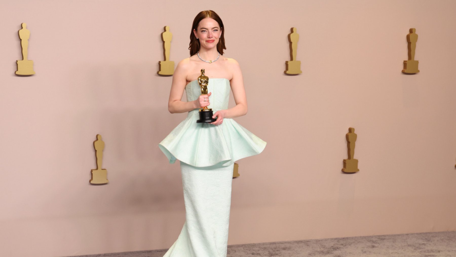 Emma Stone, premios Oscar, mejor vestidas oscar, joyas oscar, peor vestidas oscar