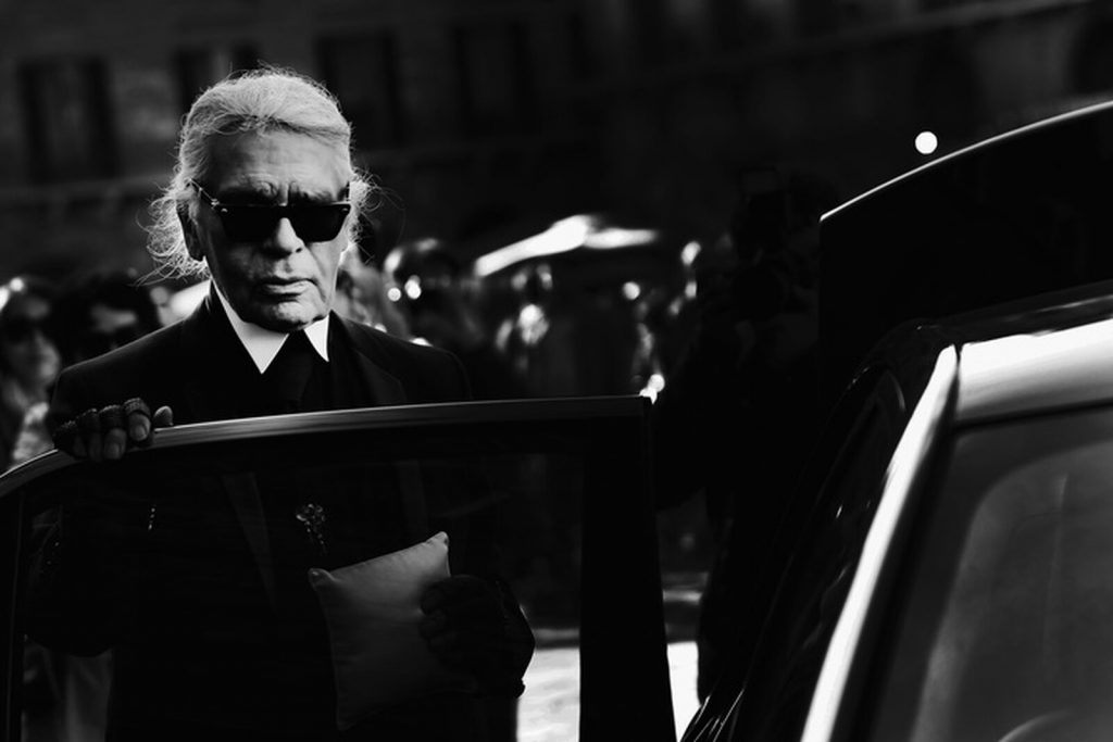 Karl Lagerfeld blanco y negro