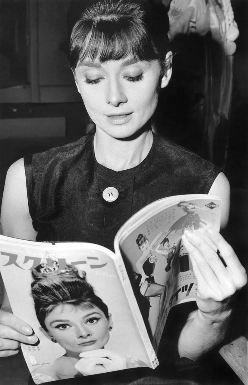 Audrey Hepburn, lectura, libros