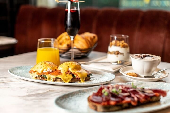 Huevos benedict, Robuchon