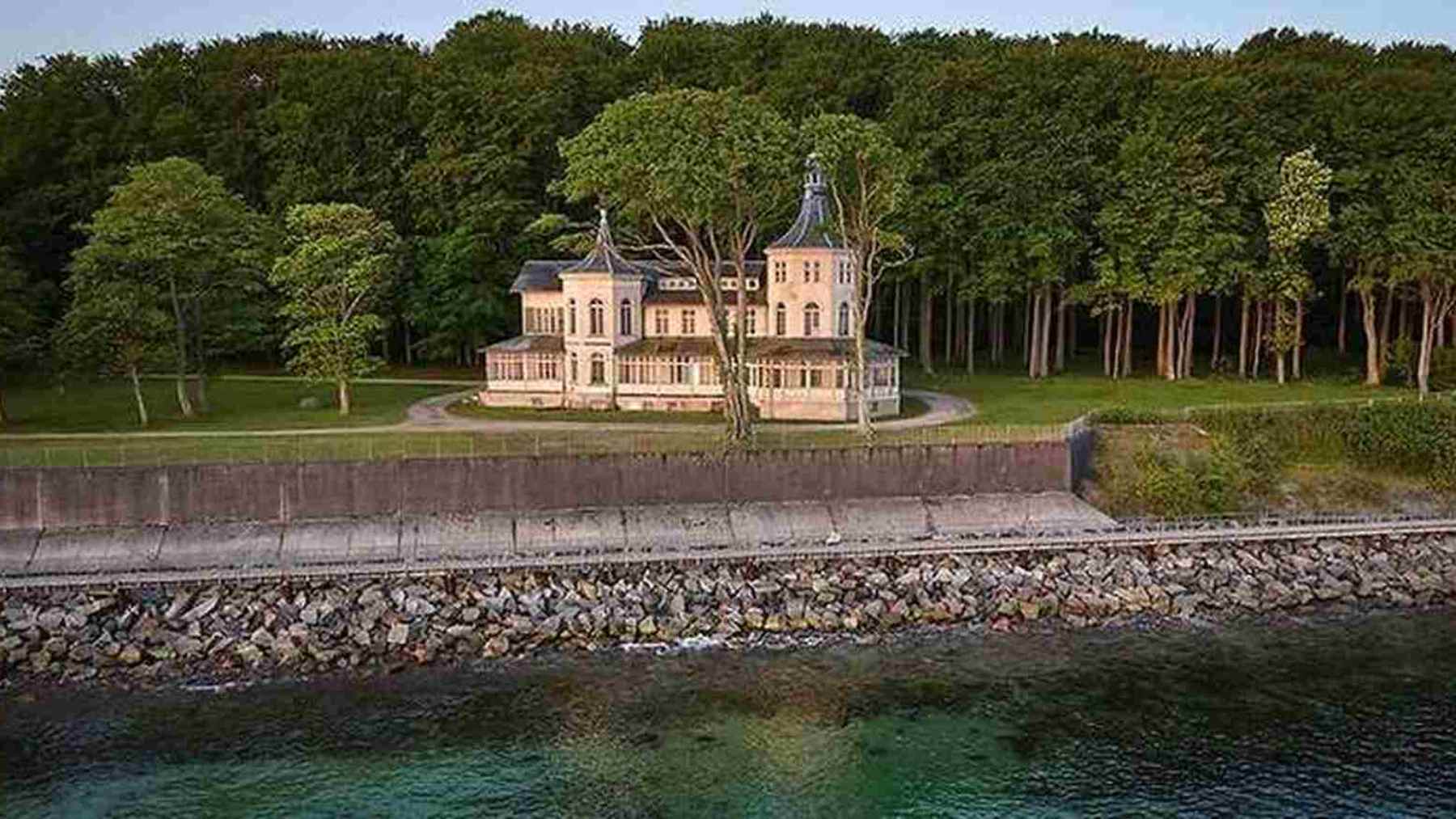 La fabulosa mansión que un duque mandó construir para su amada sale a la venta por 40 millones