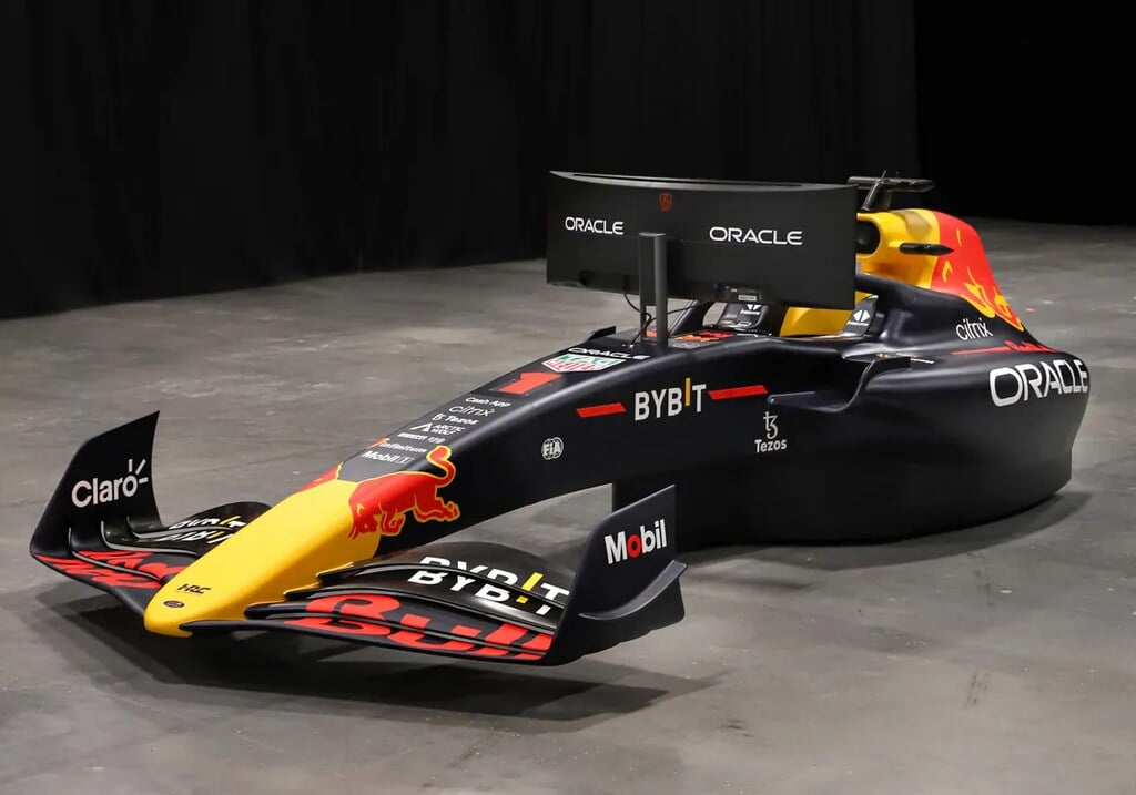 Simuladores F1 Red Bull Aston Martin