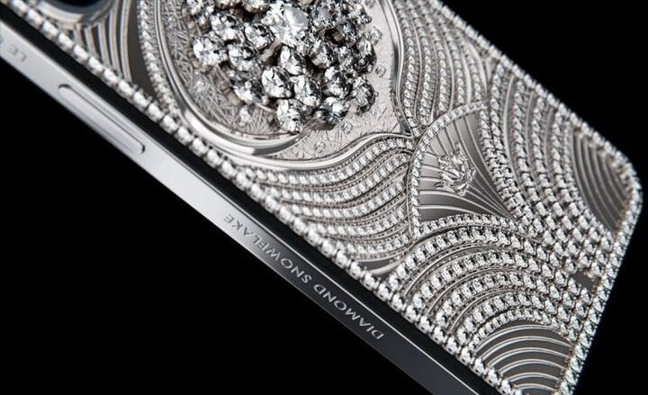 Diamantes de Graff en iPhone 15 Pro Max