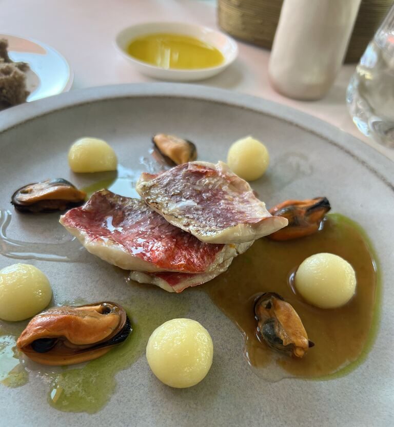 Dani Brasserie, Four Season