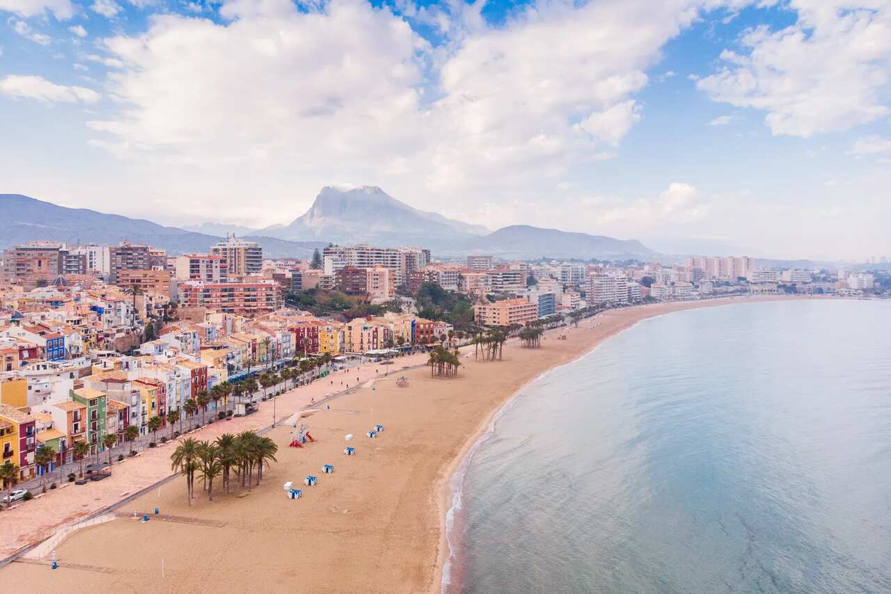 Villajoyosa, Alicante, pueblo, España