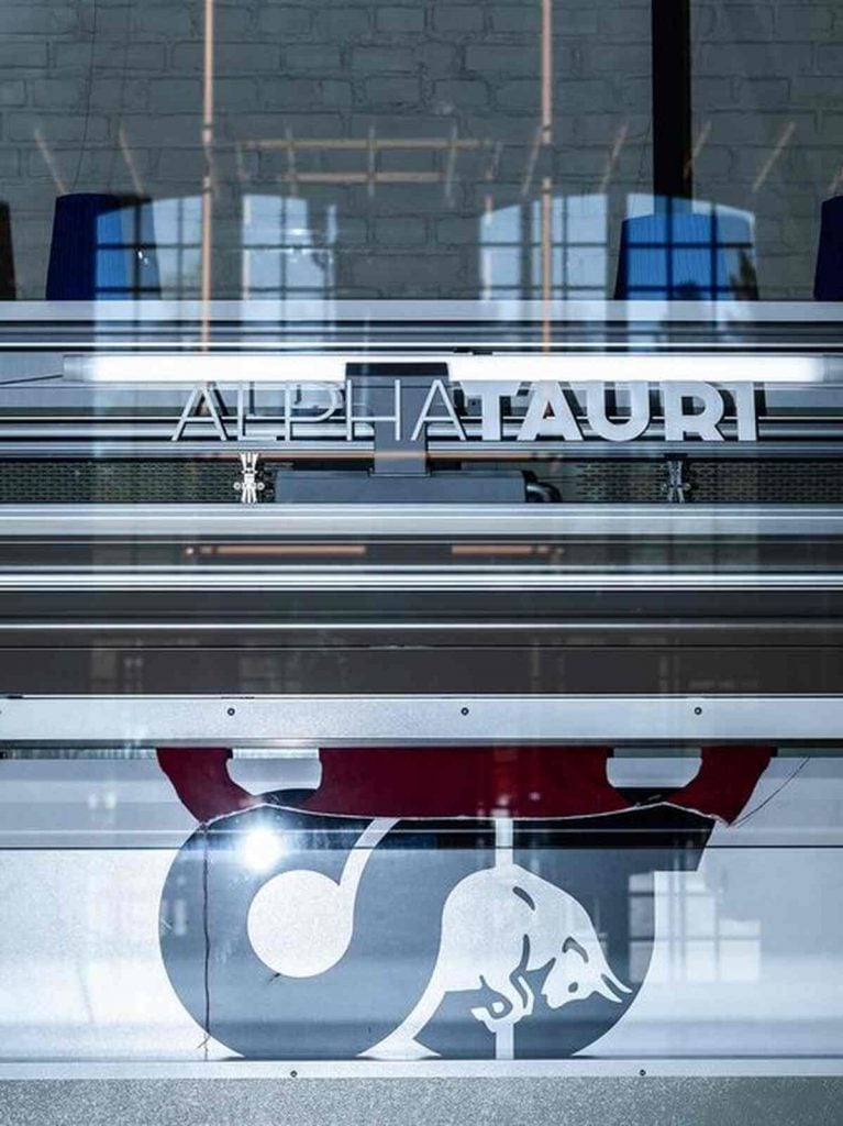 Logo de AlphaTauri