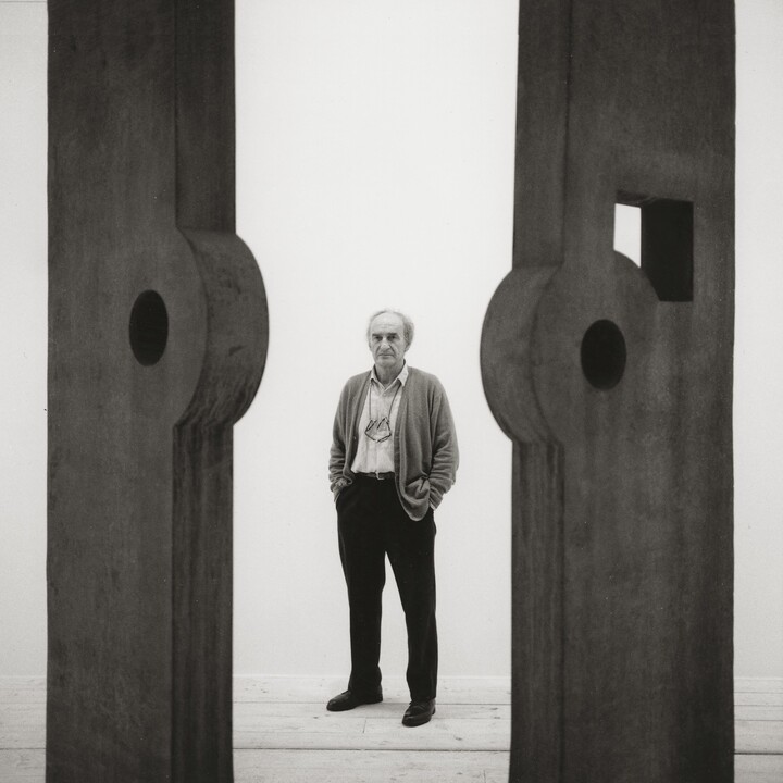 Eduardo Chillida, Homenaje a Balenciaga