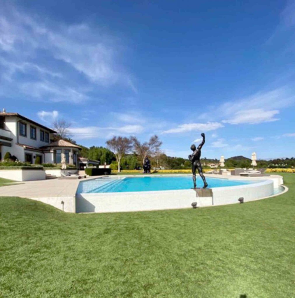 Piscina de la nueva mansión de Adele