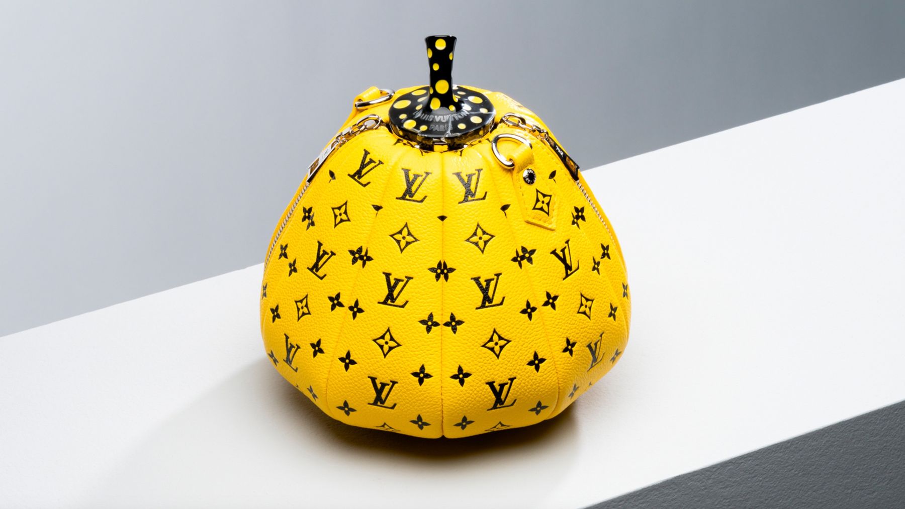 Louis Vuitton, pumpkin, christies, Yayoi Kusama