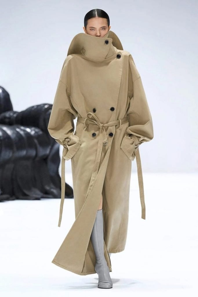 Gabardina tendencia de otoño de Acne Studios