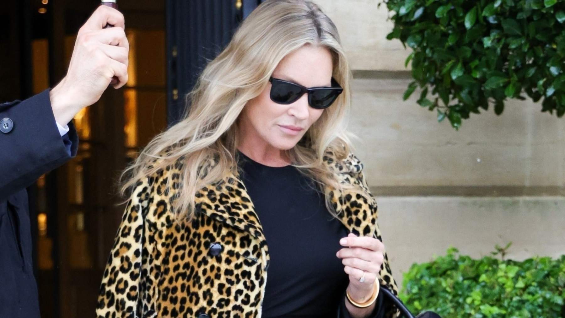 Kate Moss, animal print, qué se lleva, abrigo leopardo, zapatos leopardo, bolso zara