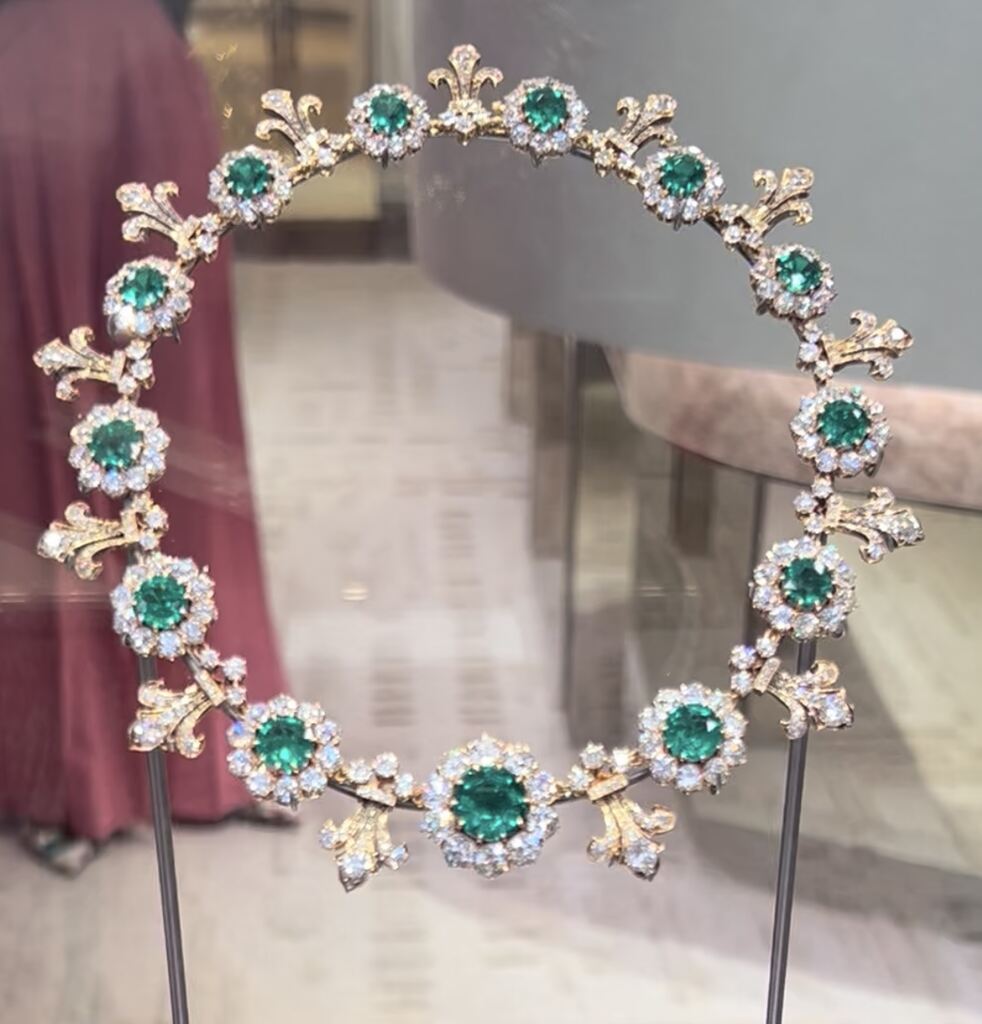 Tiffany, diamantes, esmeraldas, joyas