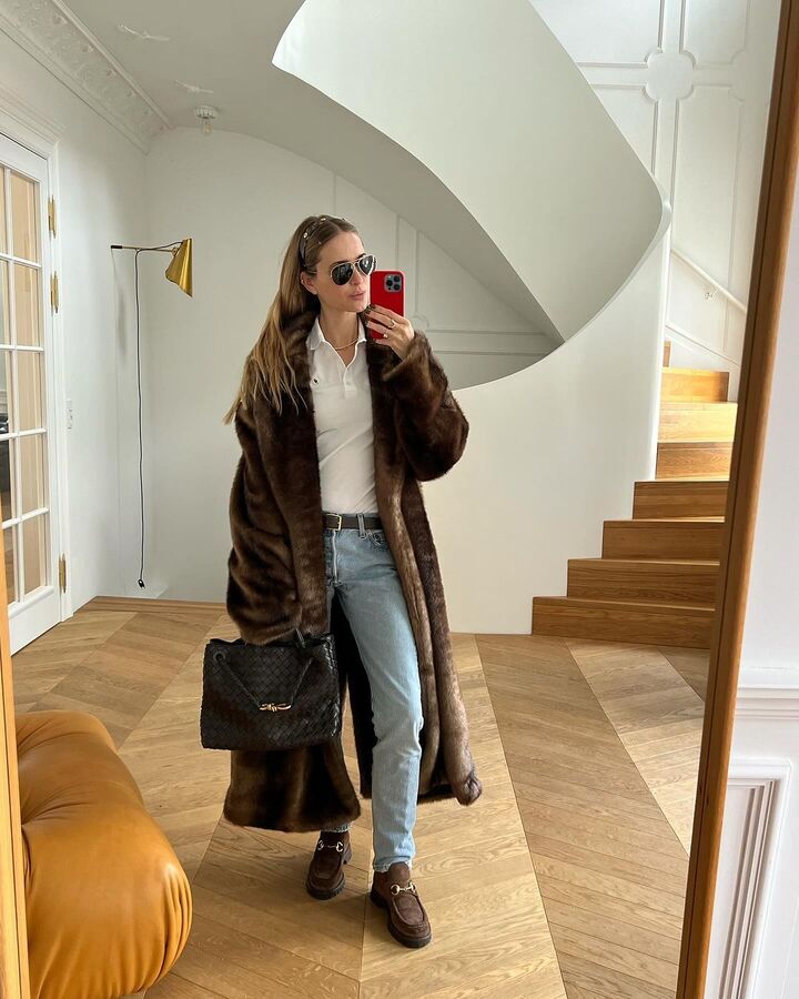 Pernille Teisbaek, abrigo faux fur