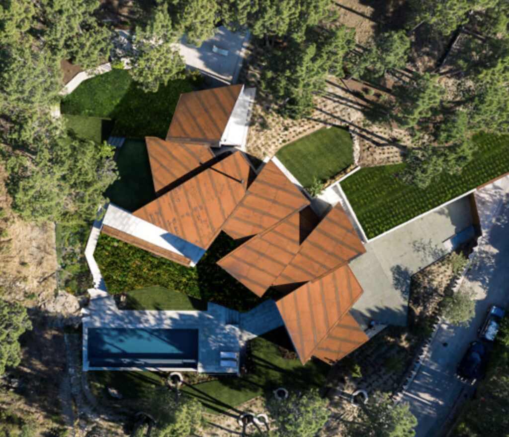 Casa lujo, Pedro Almodóvar, La habitación de al lado