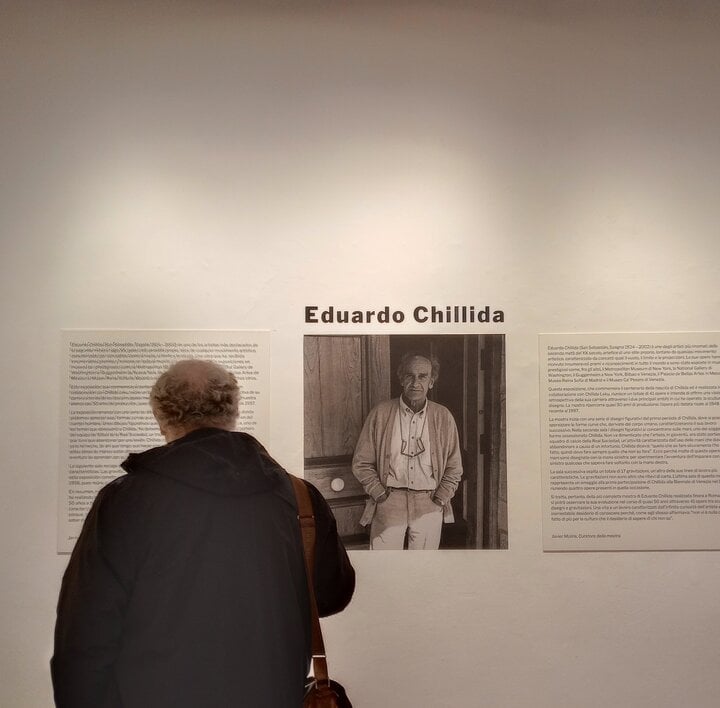 Exposición de Eduardo Chillida, Piazza Navona