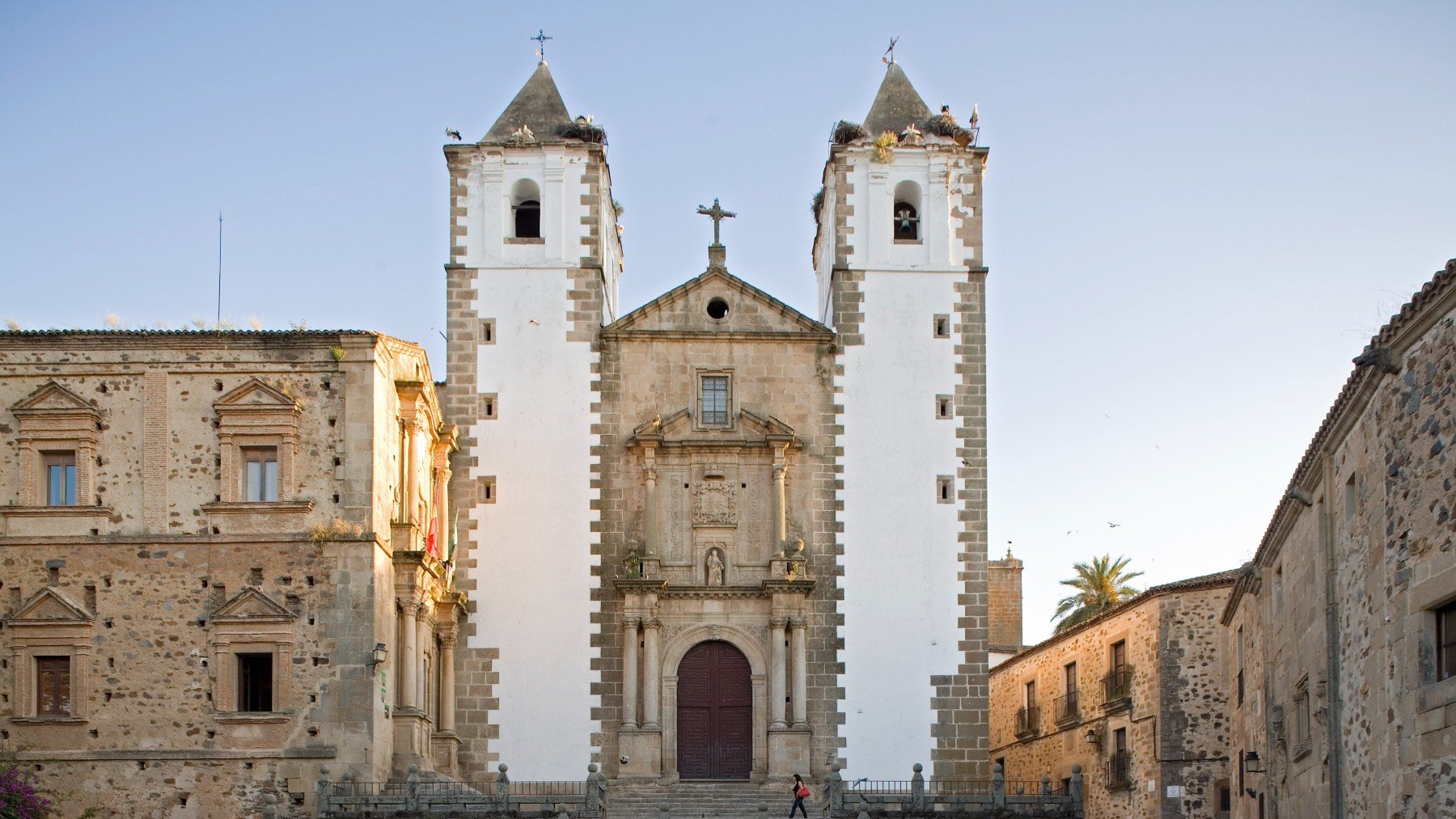 Disfruta de la Extremadura más cultural: arte clásico y de vanguardia, música y mucho teatro