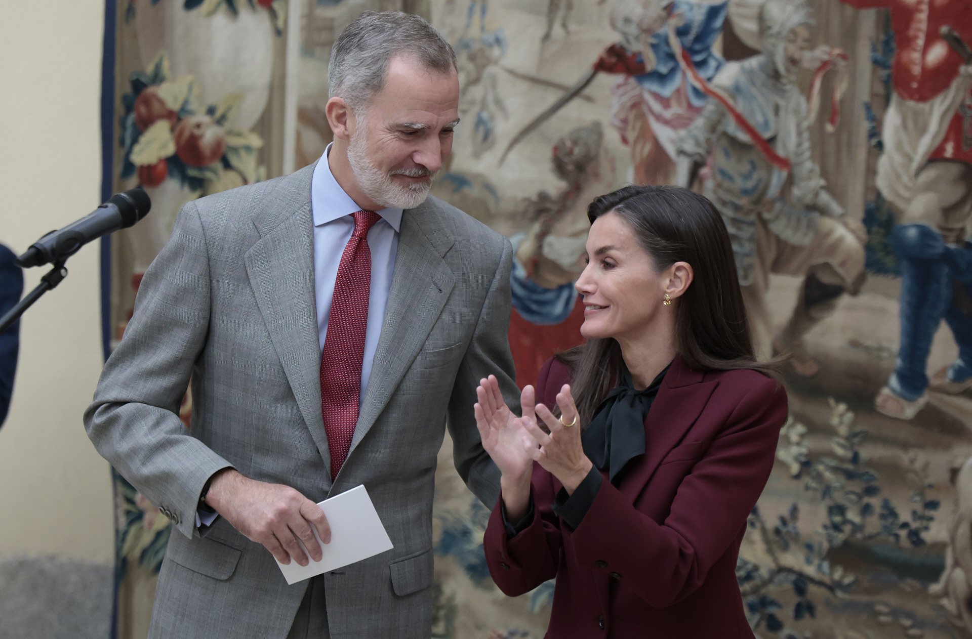 La Reina letizia apoyando a los afectados por la Dana