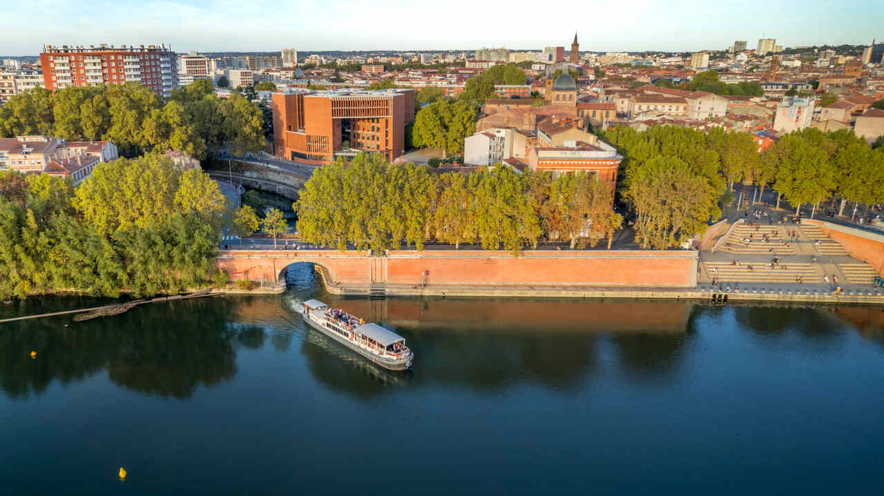 Crucero, Toulouse, Francia, viajes