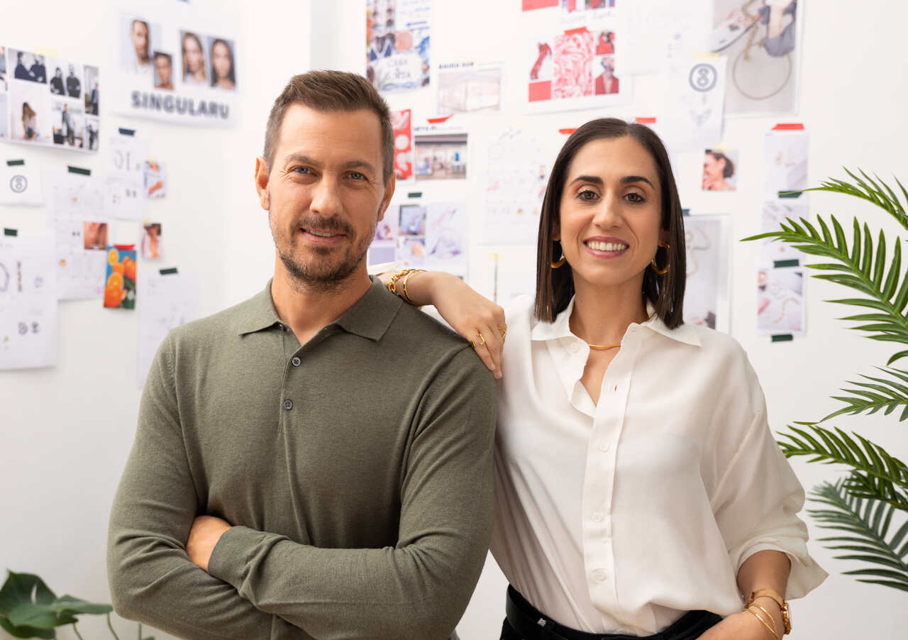 Paco y Cris de Singularu, marca afectada por la Dana. 