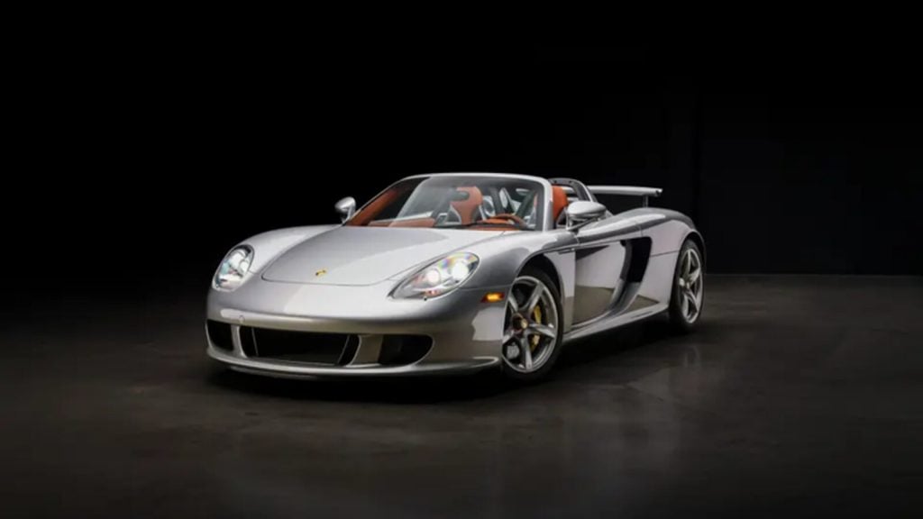 Porsche Carrera GT de 2005 subastado en la gala amFAR