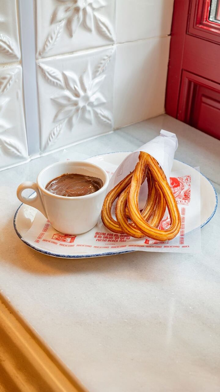 churros y porras con chocolate en madrid