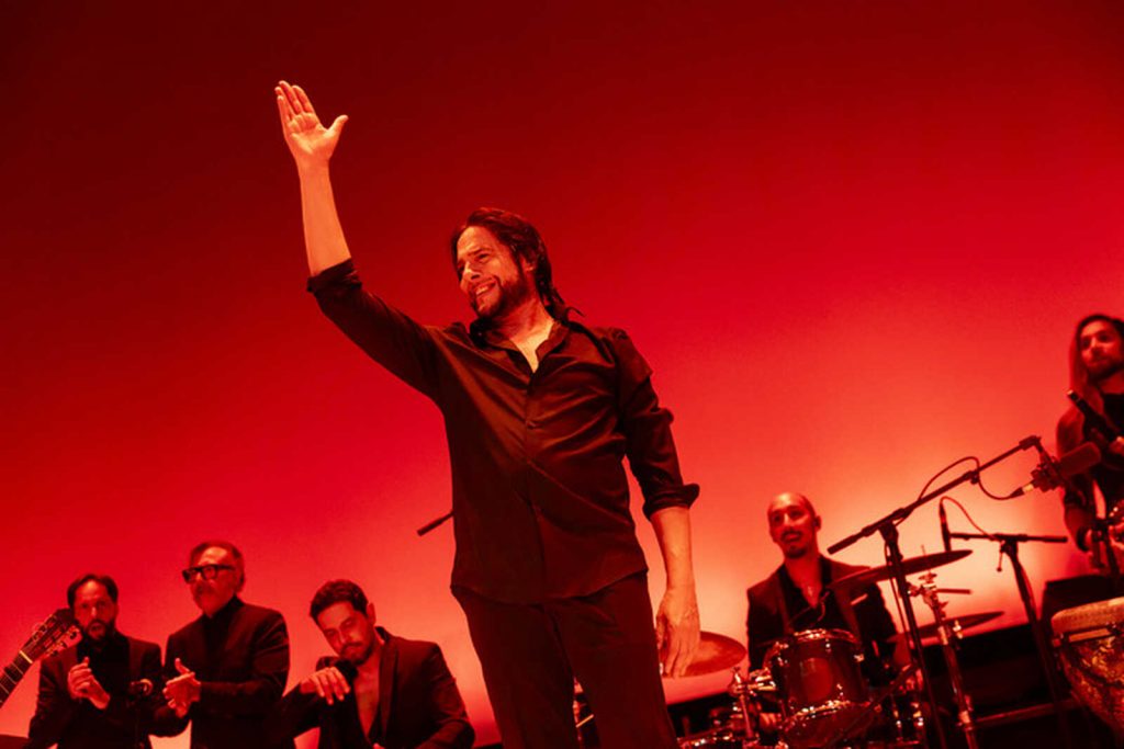 Joaquín Cortés bailando en Red Fun